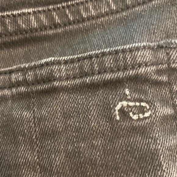 Rag & Bone Jean size 26 inseam 26” flare waist 26” rip jean please see all photo - Picture 5 of 12